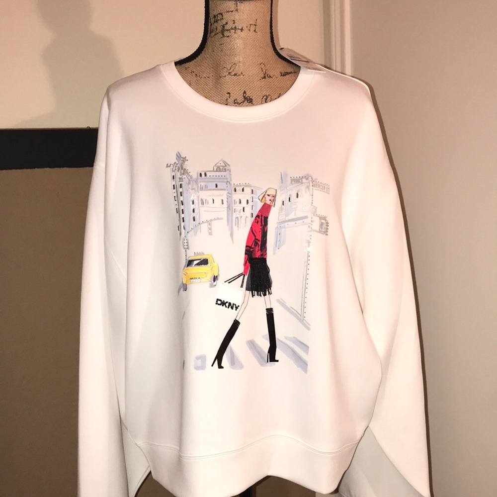 DKNY womens crossing times square print sweatshirt NWT size XL